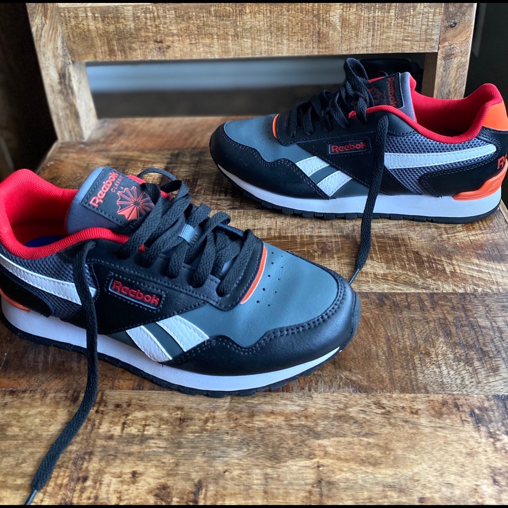 Reebok tennis shoes